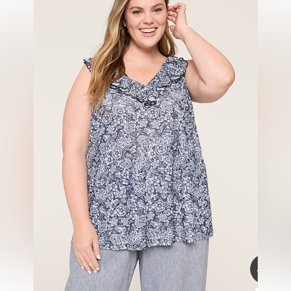 Lane Bryant Navy and White Floral Ruffled V-Neck Camisole NWOT Perfect condition